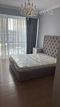 Kirayə verilir 3 otaqlı yeni tikili 90 m²
