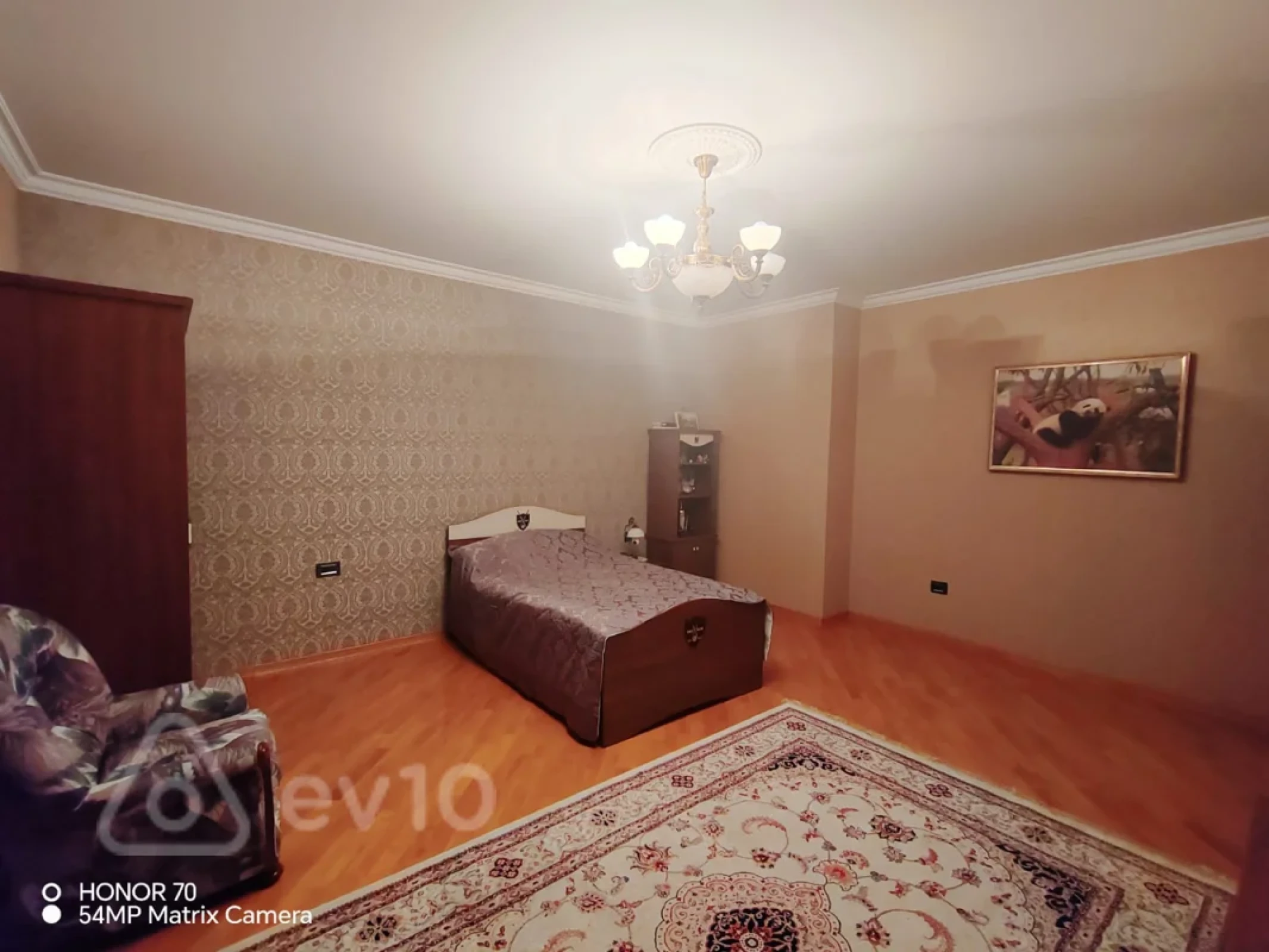 Satılır 4 otaqlı yeni tikili 240 m²