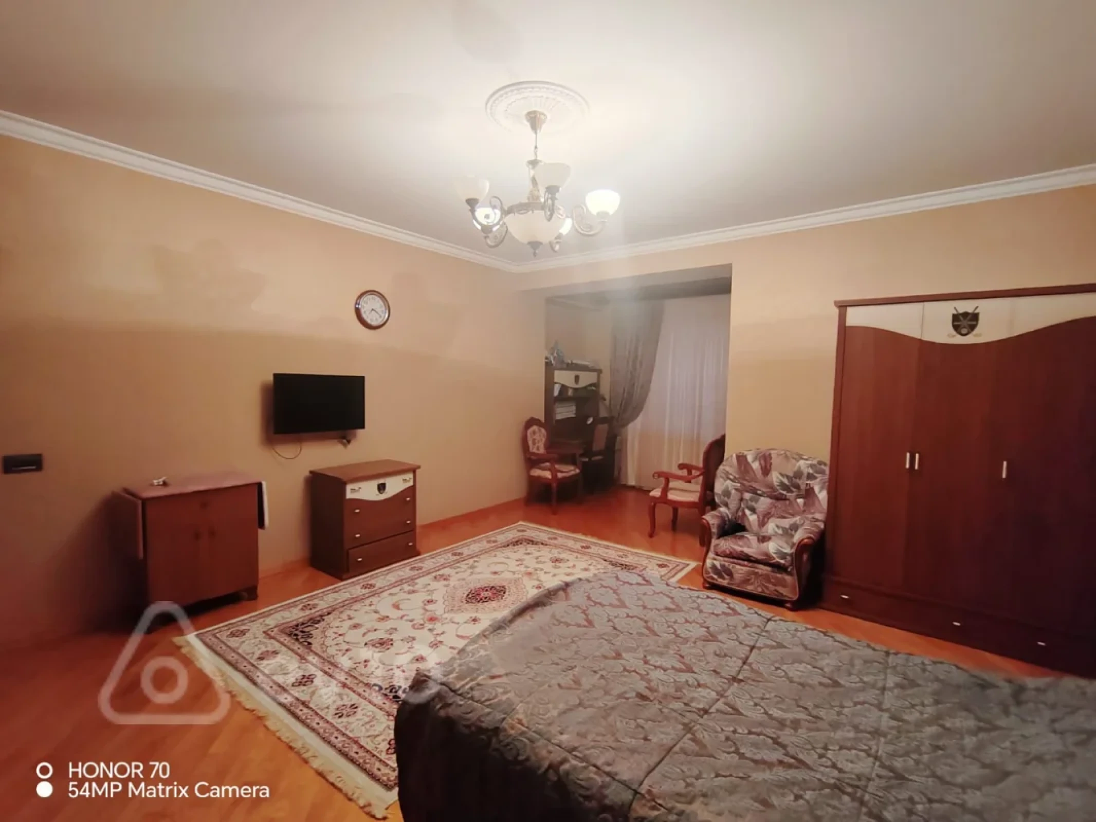 Satılır 4 otaqlı yeni tikili 240 m²