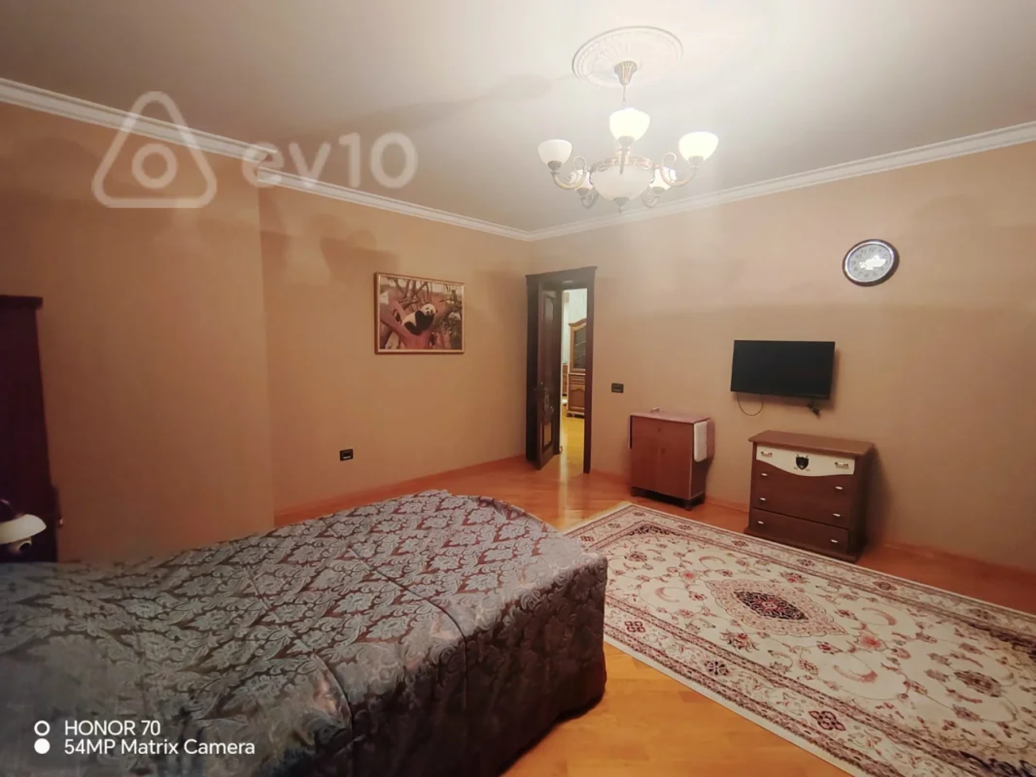 Satılır 4 otaqlı yeni tikili 240 m²