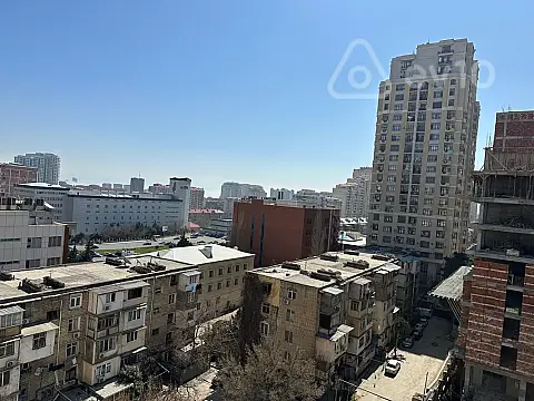 Satılır 3 otaqlı yeni tikili 135 m²