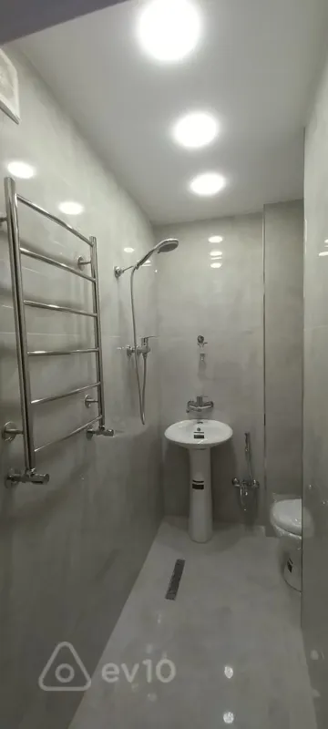 Satılır 2 otaqlı yeni tikili 47 m²