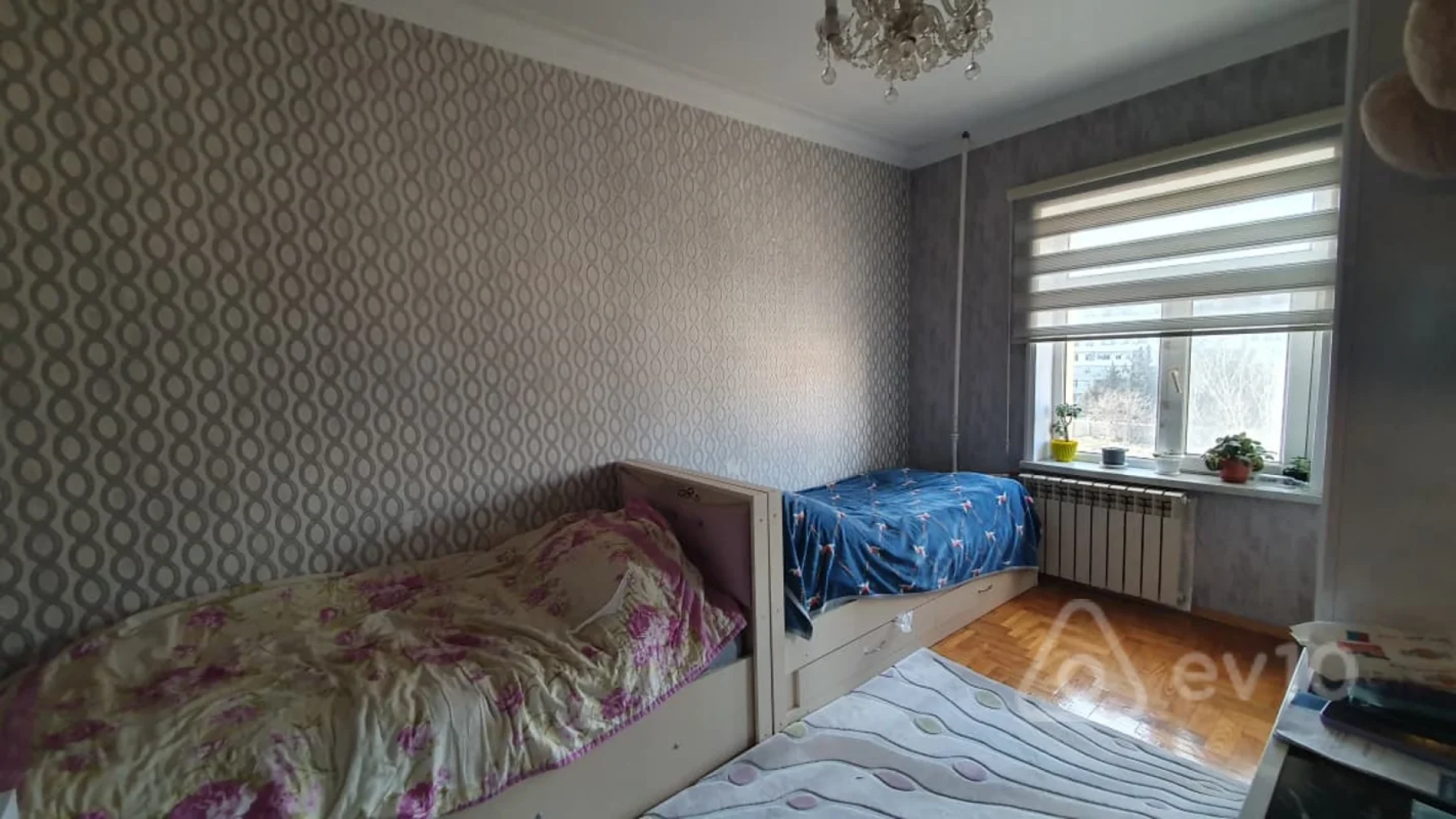 Satılır 3 otaqlı köhnə tikili 80 m²