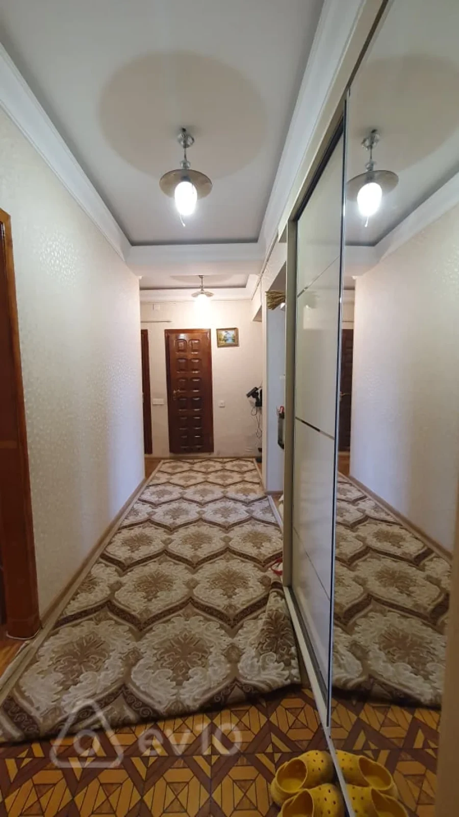 Satılır 3 otaqlı köhnə tikili 80 m²