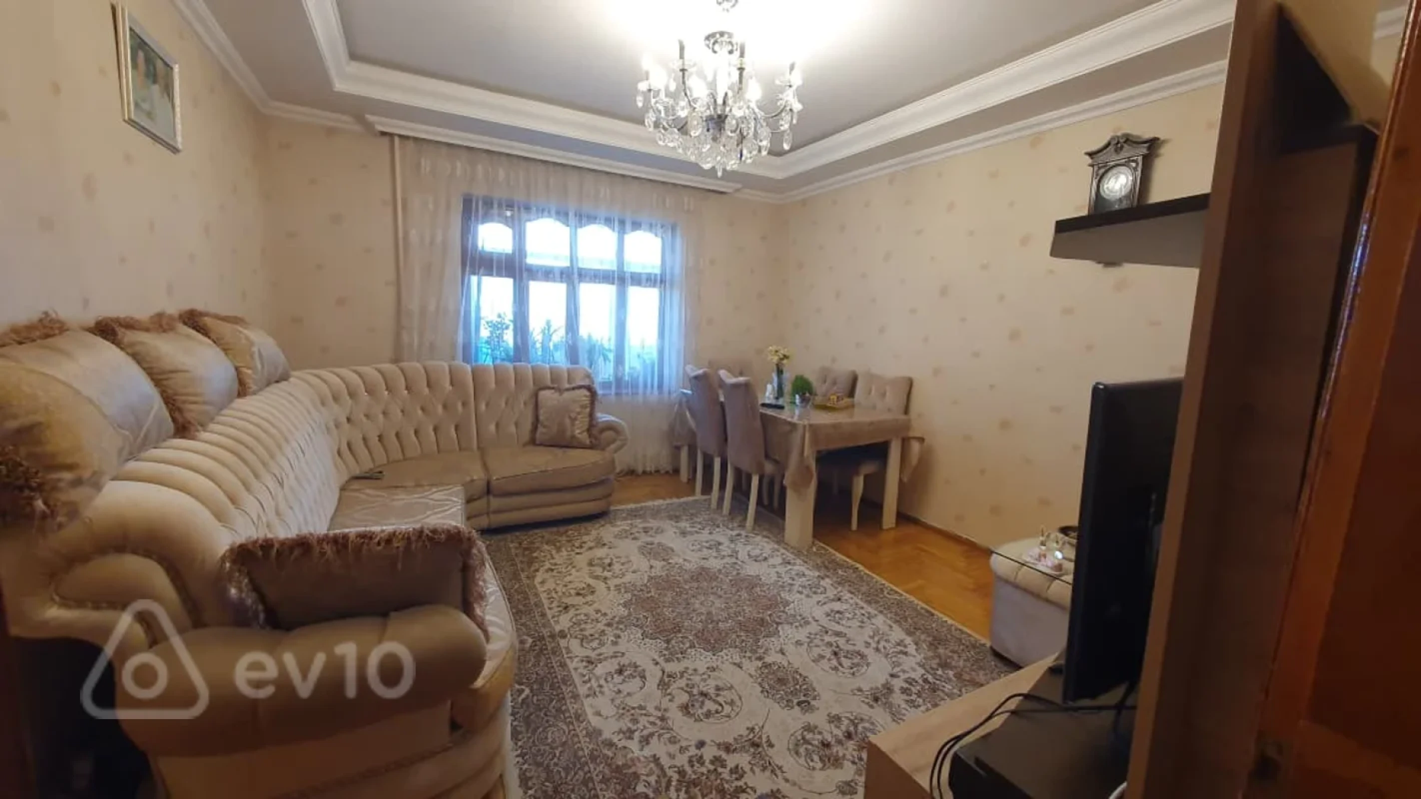 Satılır 3 otaqlı köhnə tikili 80 m²
