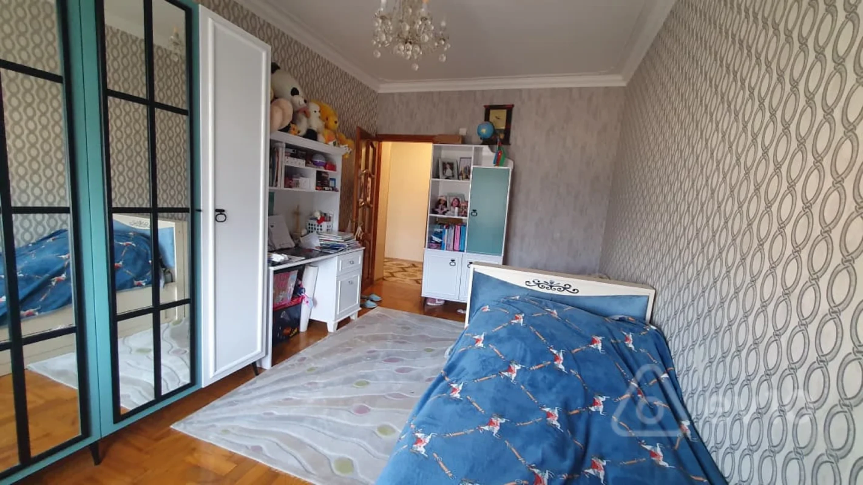 Satılır 3 otaqlı köhnə tikili 80 m²