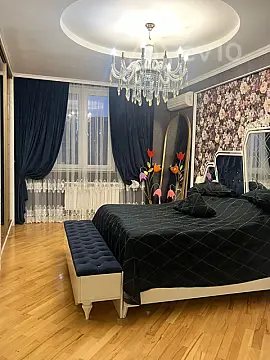 Satılır 3 otaqlı yeni tikili 135 m²