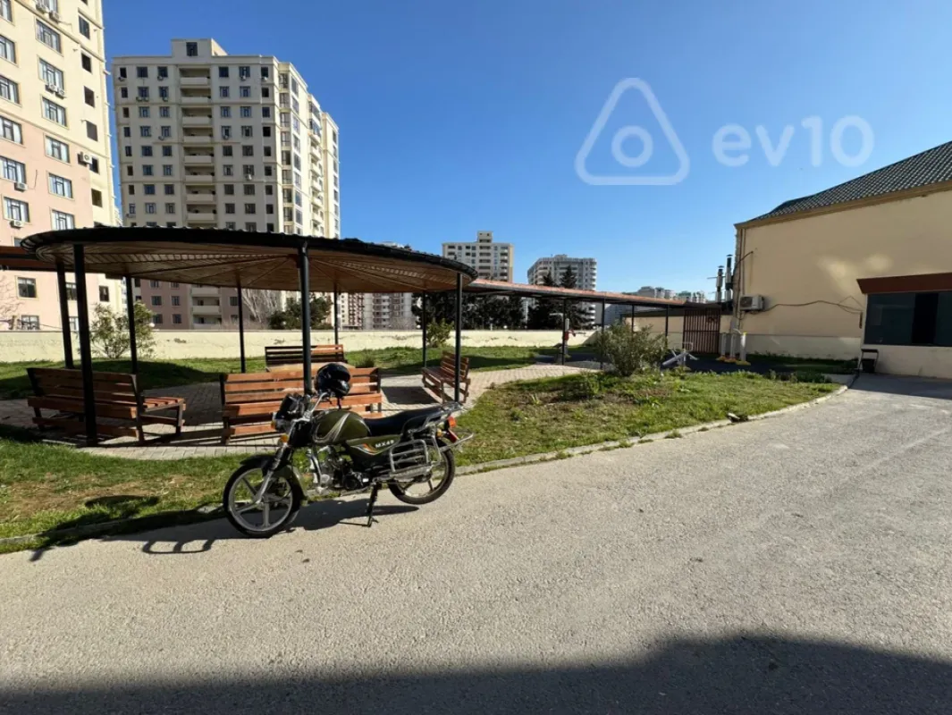 Satılır 3 otaqlı yeni tikili 106 m²