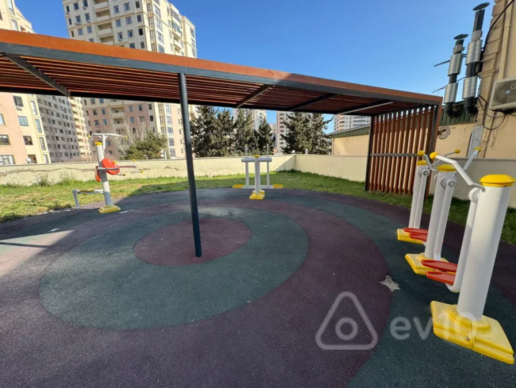 Satılır 3 otaqlı yeni tikili 106 m²