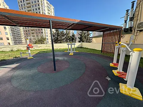 Satılır 3 otaqlı yeni tikili 106 m²