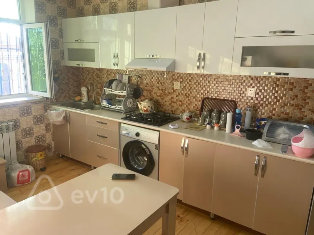 Satılır 3 otaqlı həyət evi 120 m²