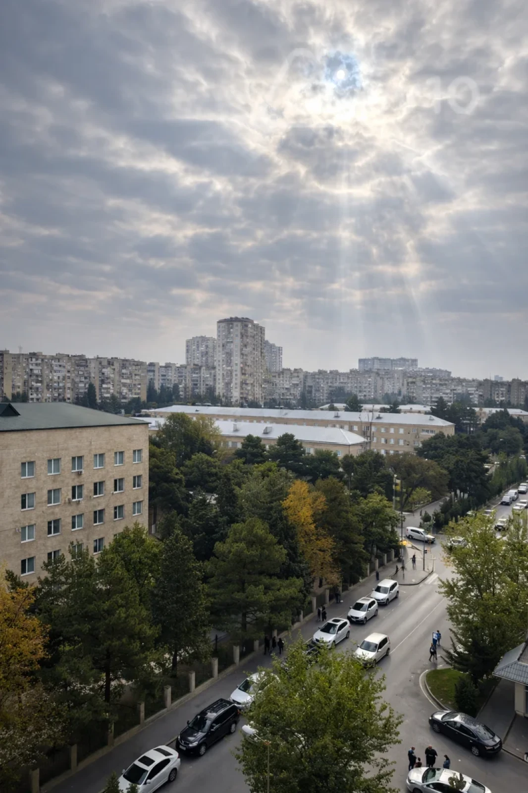 Satılır 4 otaqlı köhnə tikili 110 m²