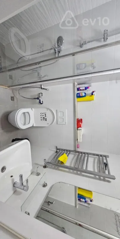 Kirayə verilir 2 otaqlı yeni tikili 60 m²