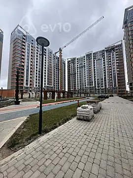 Kirayə verilir 2 otaqlı yeni tikili 65 m²