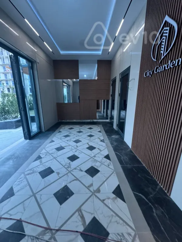 Kirayə verilir 2 otaqlı yeni tikili 65 m²