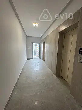 Kirayə verilir 2 otaqlı yeni tikili 65 m²