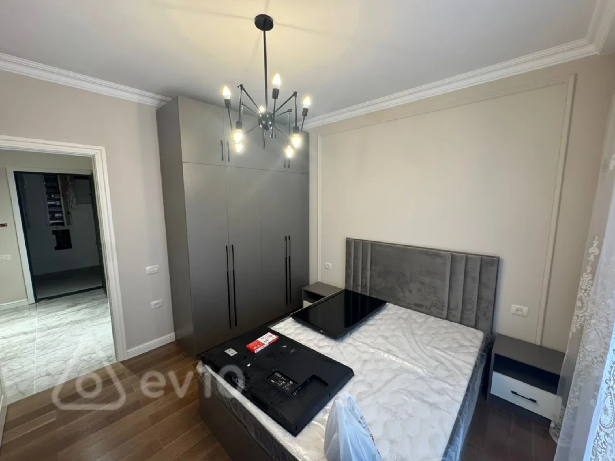 Kirayə verilir 2 otaqlı yeni tikili 65 m²