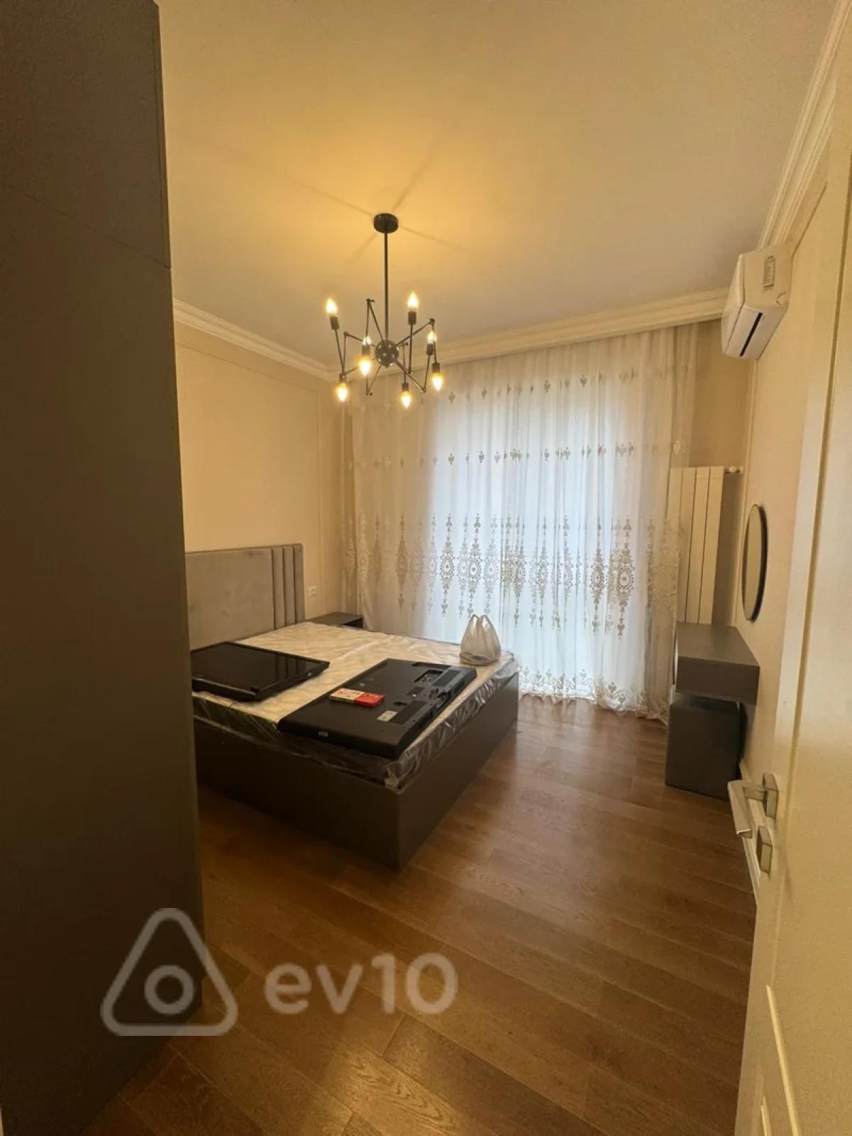 Kirayə verilir 2 otaqlı yeni tikili 65 m²