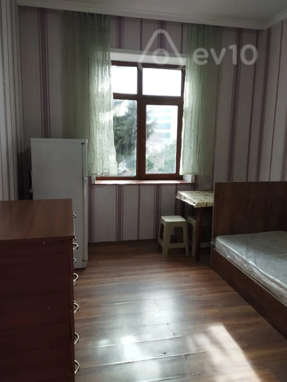Kirayə verilir 1 otaqlı köhnə tikili 25 m²