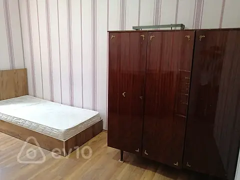 Kirayə verilir 1 otaqlı köhnə tikili 25 m²