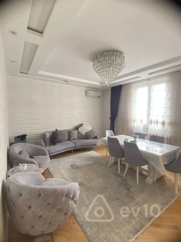 Satılır 3 otaqlı yeni tikili 140 m²