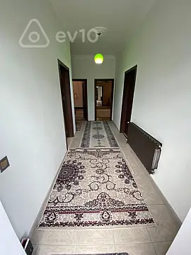 Satılır 4 otaqlı həyət evi 400 m²