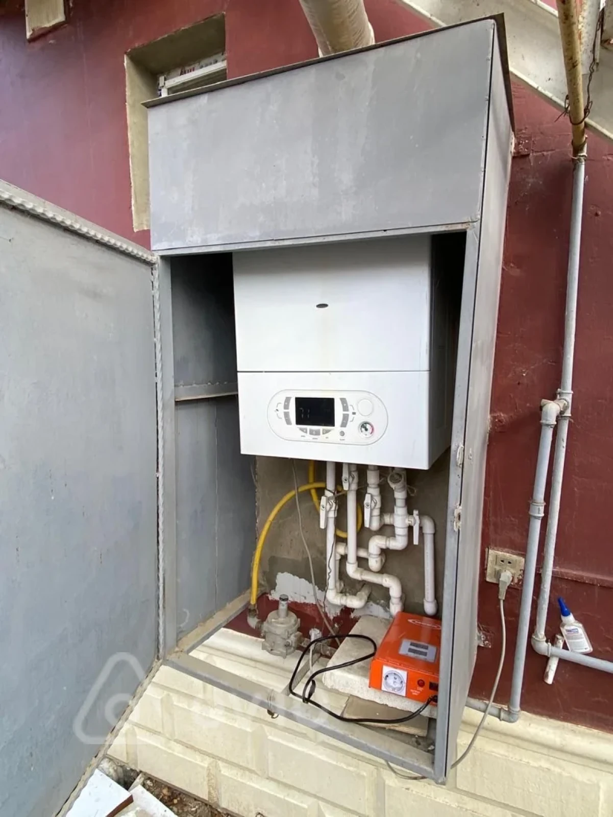 Satılır 4 otaqlı həyət evi 400 m²