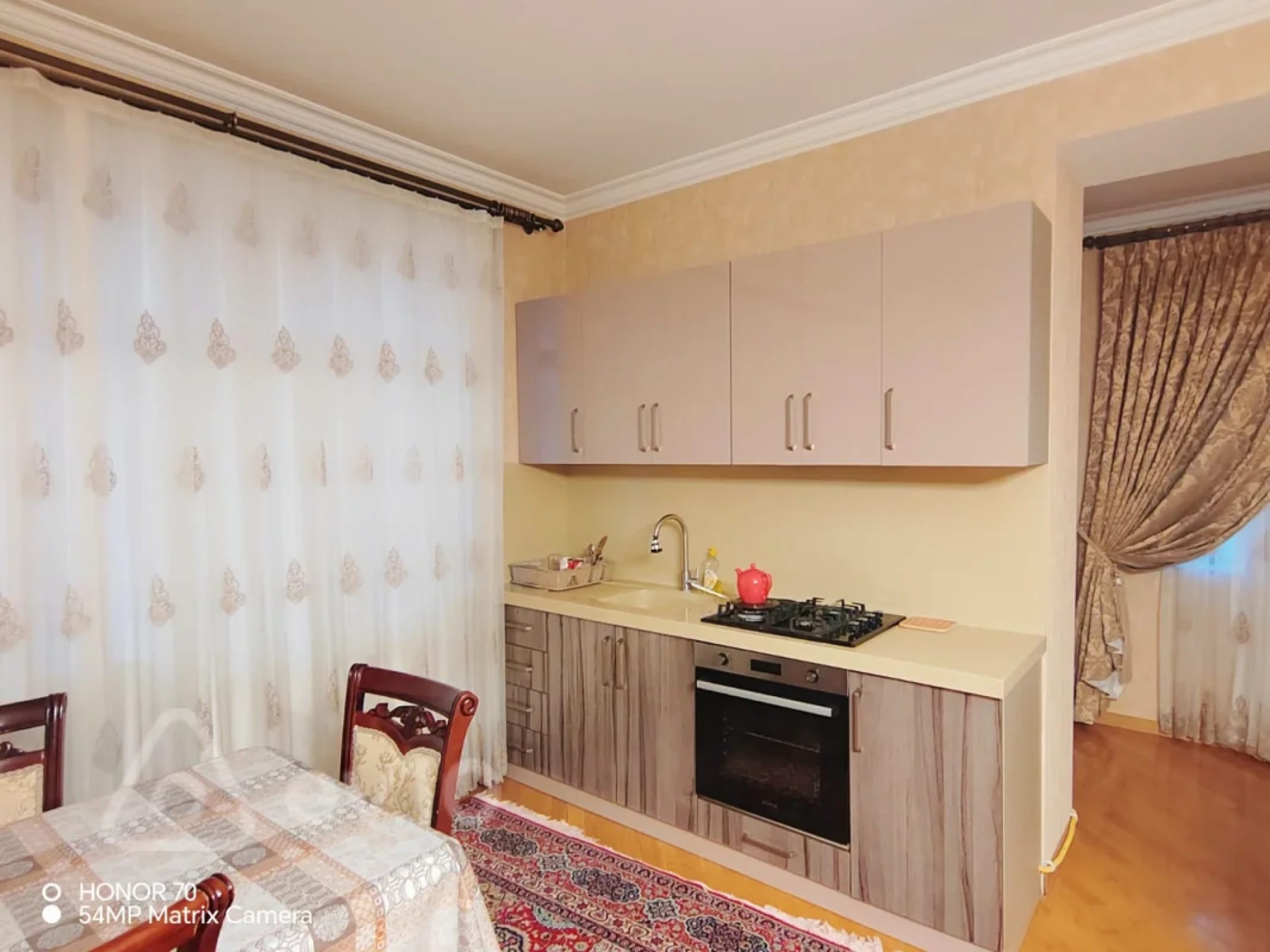 Kirayə verilir 2 otaqlı yeni tikili 114 m²
