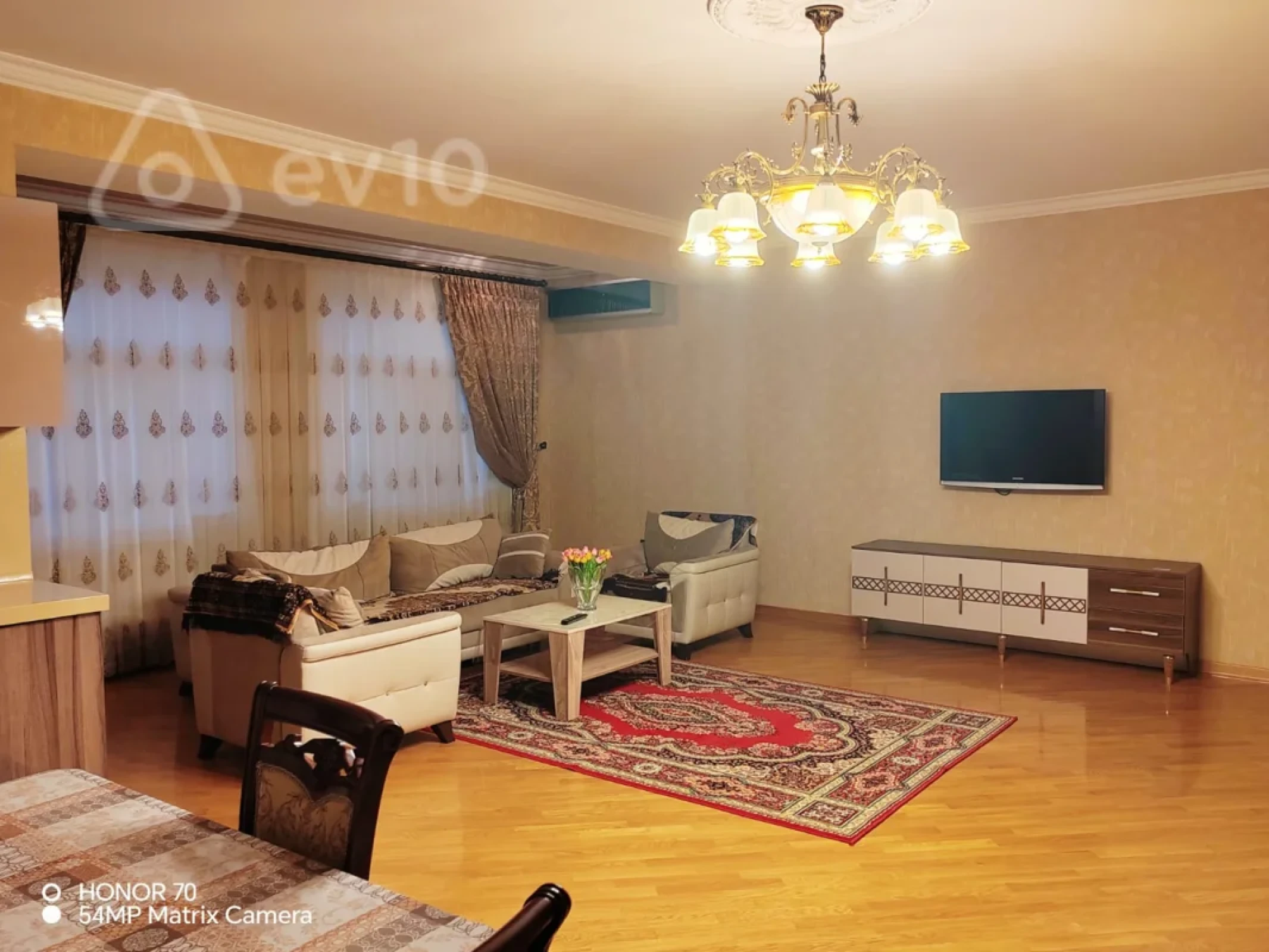 Kirayə verilir 2 otaqlı yeni tikili 114 m²