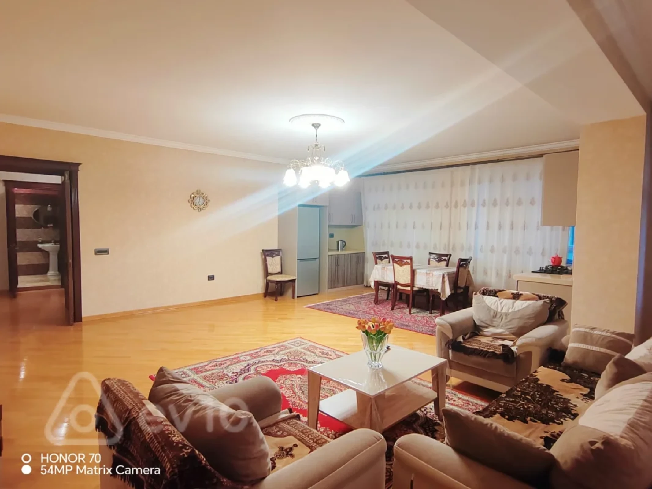 Kirayə verilir 2 otaqlı yeni tikili 114 m²