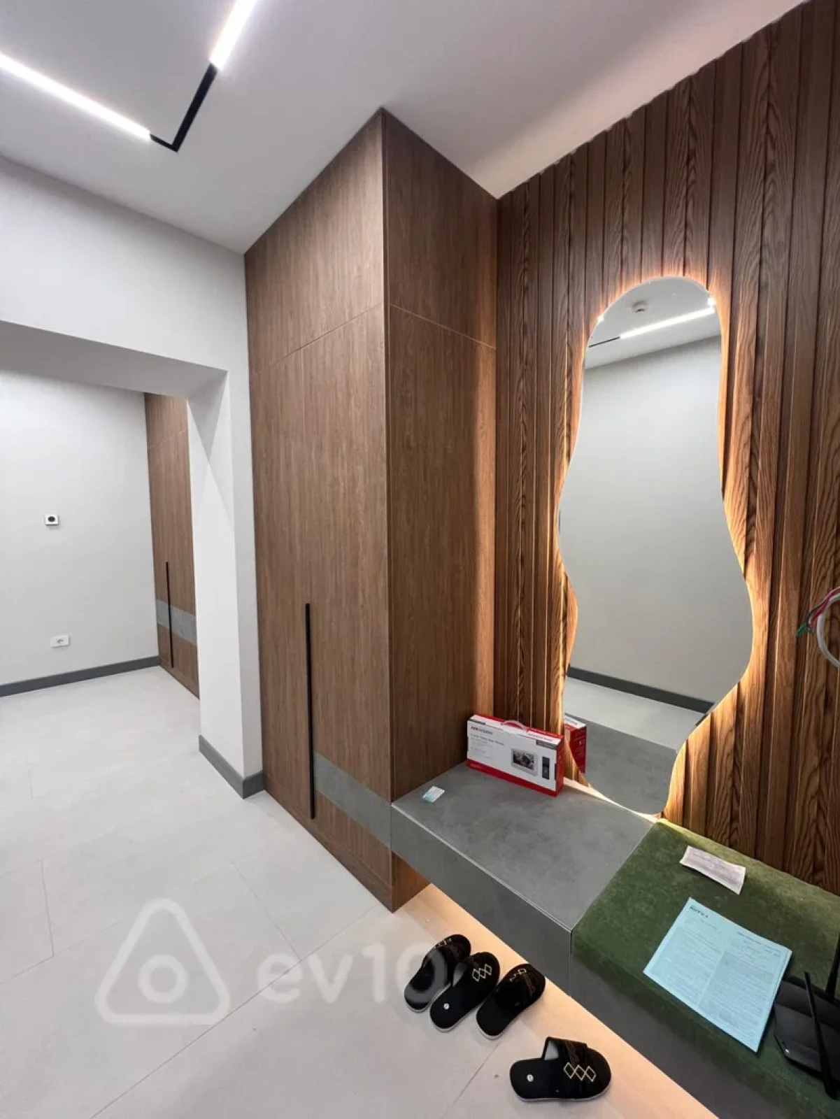 Kirayə verilir 3 otaqlı yeni tikili 148 m²