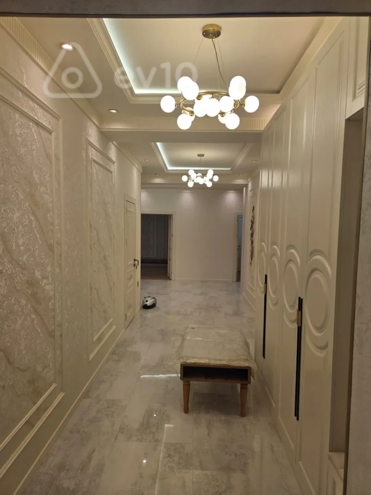 Kirayə verilir 3 otaqlı yeni tikili 180 m²