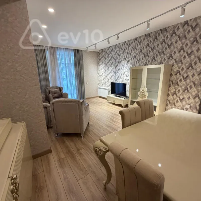 Kirayə verilir 4 otaqlı yeni tikili 178 m²
