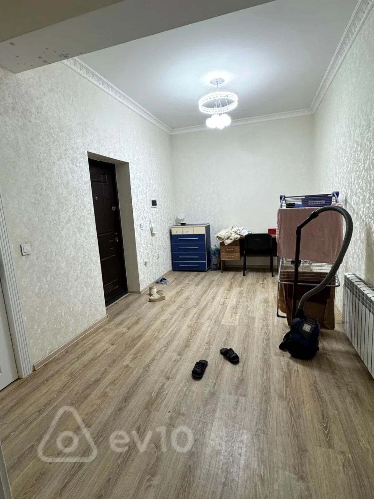 Kirayə verilir 2 otaqlı yeni tikili 90 m²