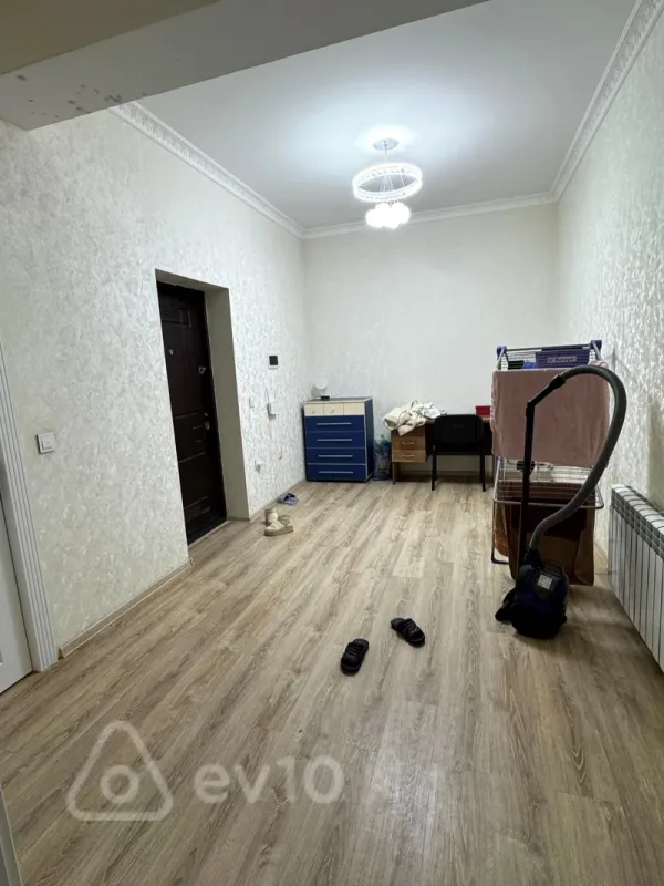 Kirayə verilir 2 otaqlı yeni tikili 90 m²