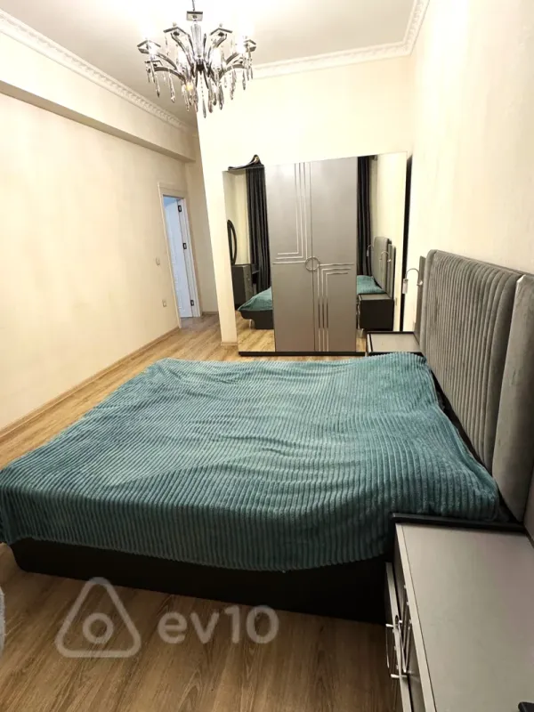 Kirayə verilir 2 otaqlı yeni tikili 90 m²