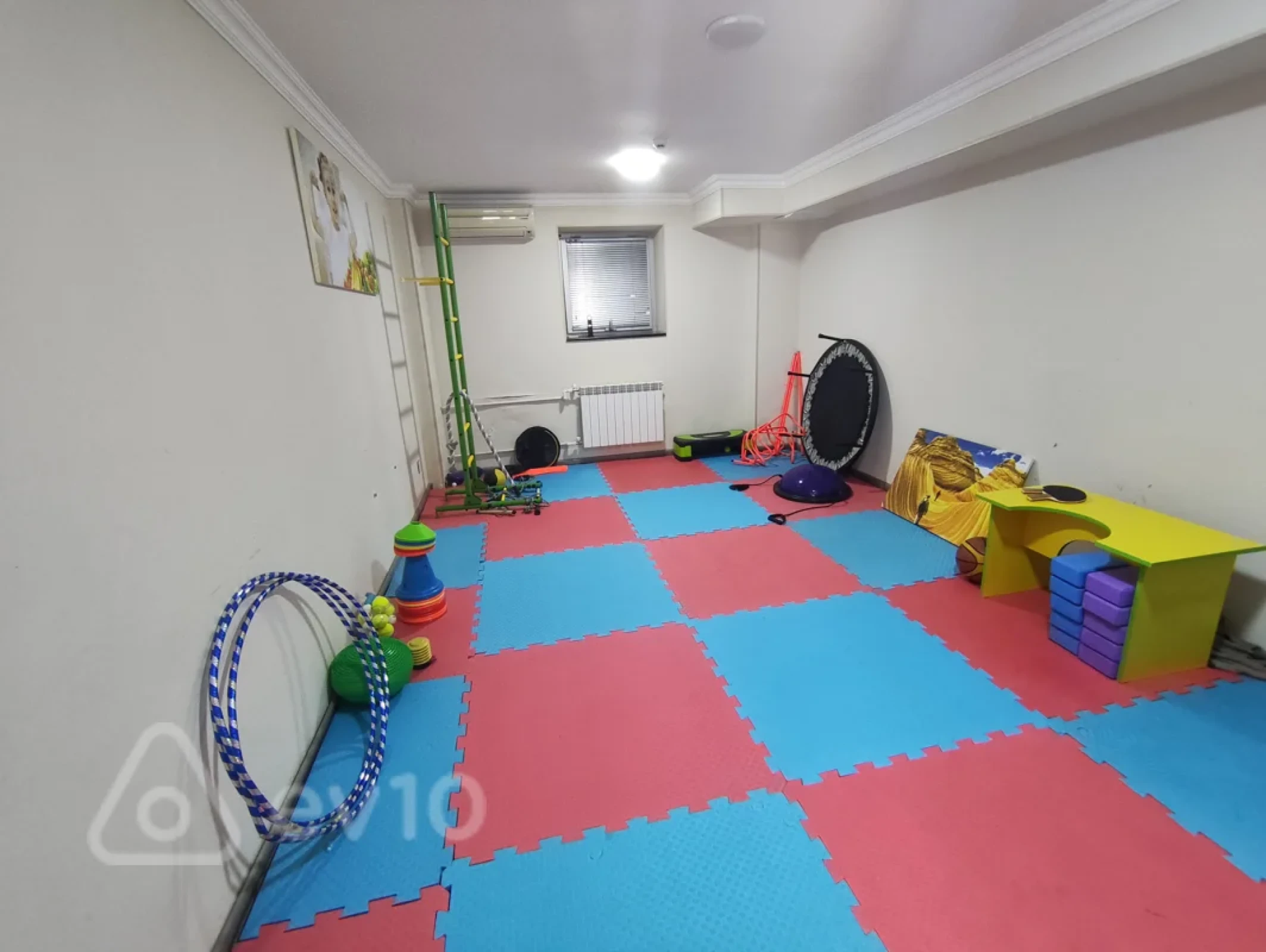 Kirayə verilir mənzil 100 m²