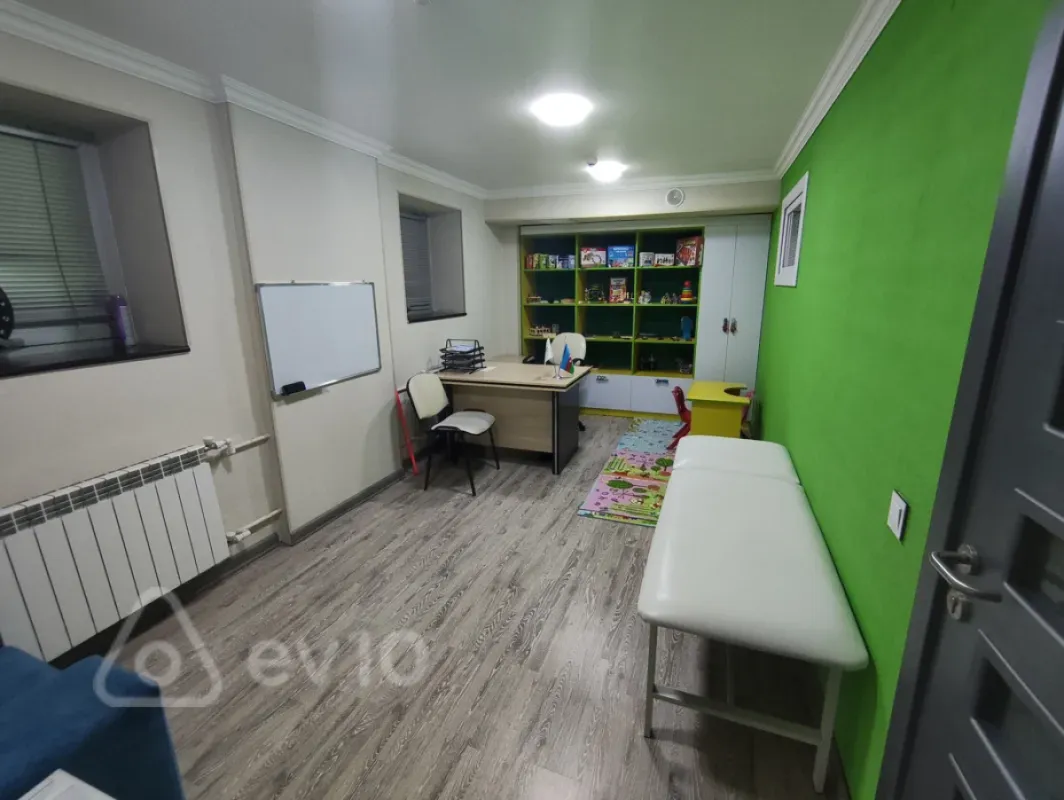 Kirayə verilir mənzil 100 m²