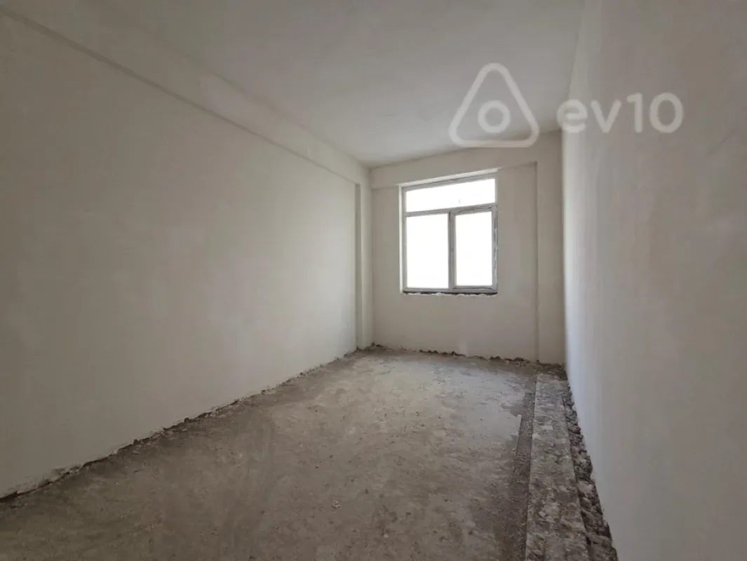 Satılır 3 otaqlı yeni tikili 74 m²