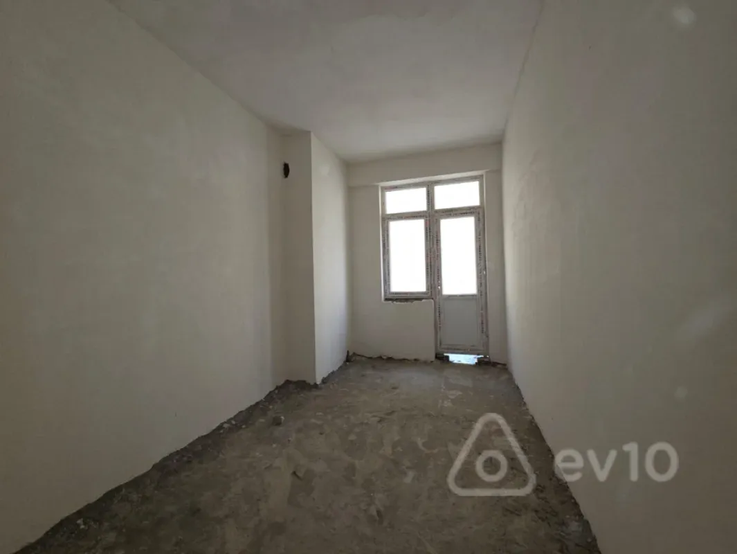 Satılır 3 otaqlı yeni tikili 74 m²