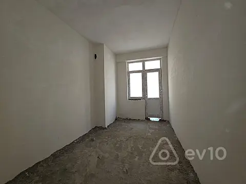 Satılır 3 otaqlı yeni tikili 74 m²