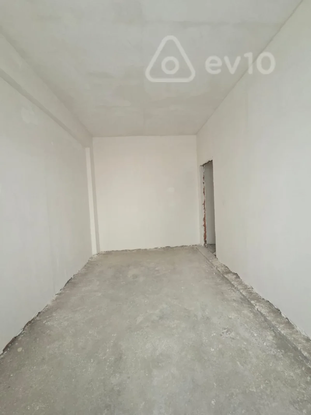 Satılır 3 otaqlı yeni tikili 74 m²