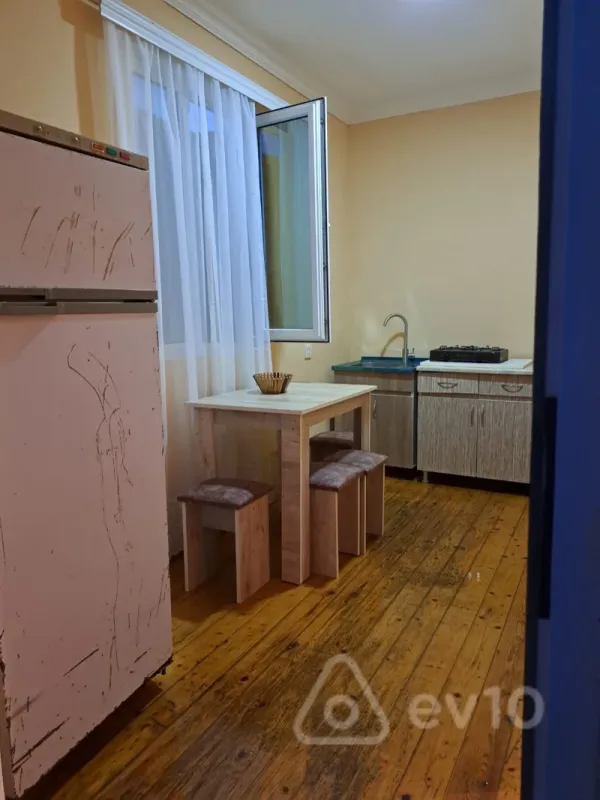 Kirayə verilir 3 otaqlı həyət evi 50 m²