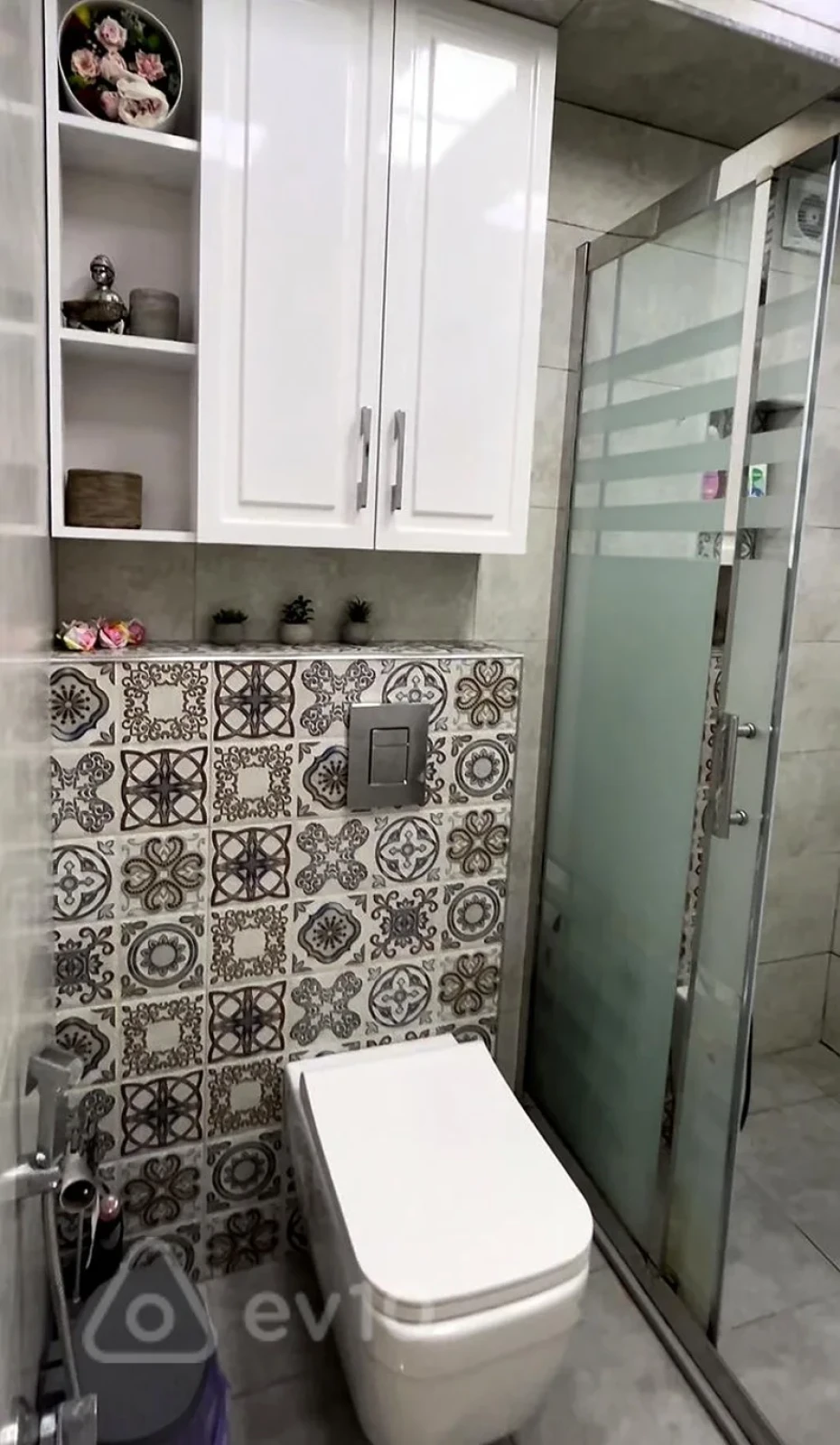 Satılır 2 otaqlı yeni tikili 76 m²