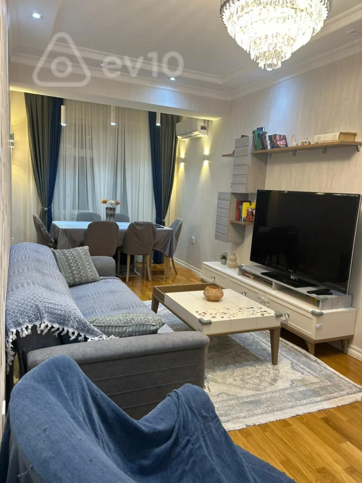 Satılır 2 otaqlı yeni tikili 76 m²