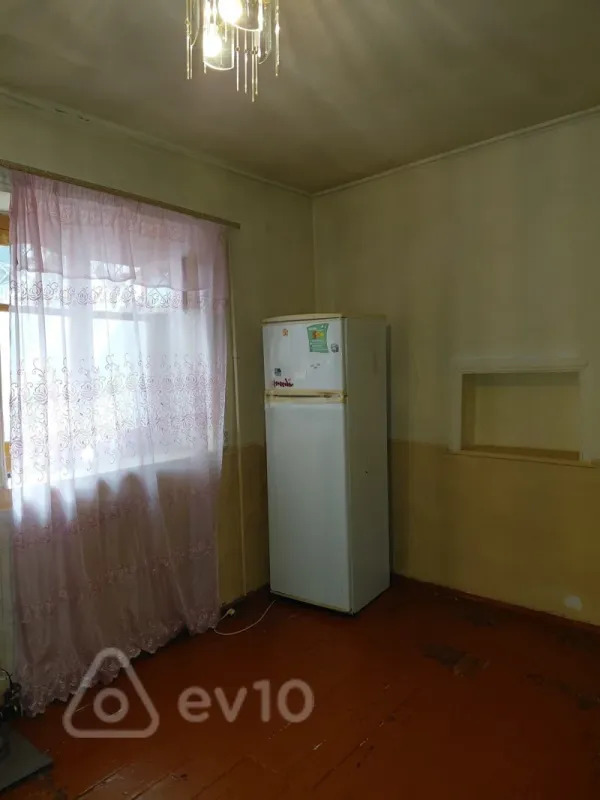 Kirayə verilir 2 otaqlı həyət evi 32 m²