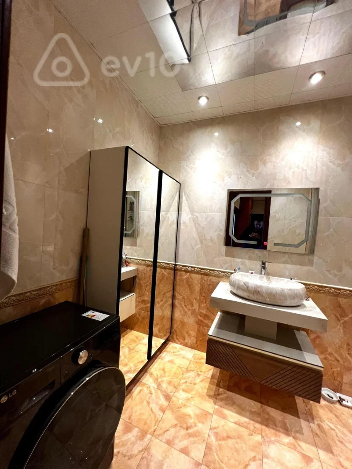 Satılır 2 otaqlı yeni tikili 100 m²