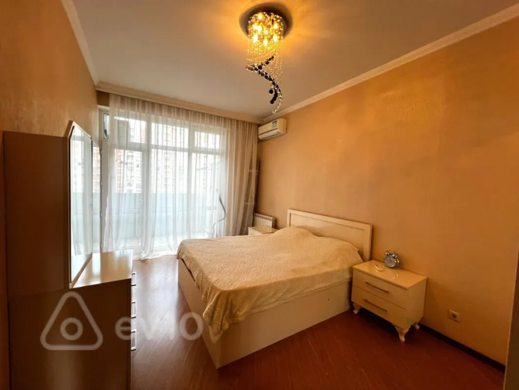 Satılır 2 otaqlı yeni tikili 100 m²