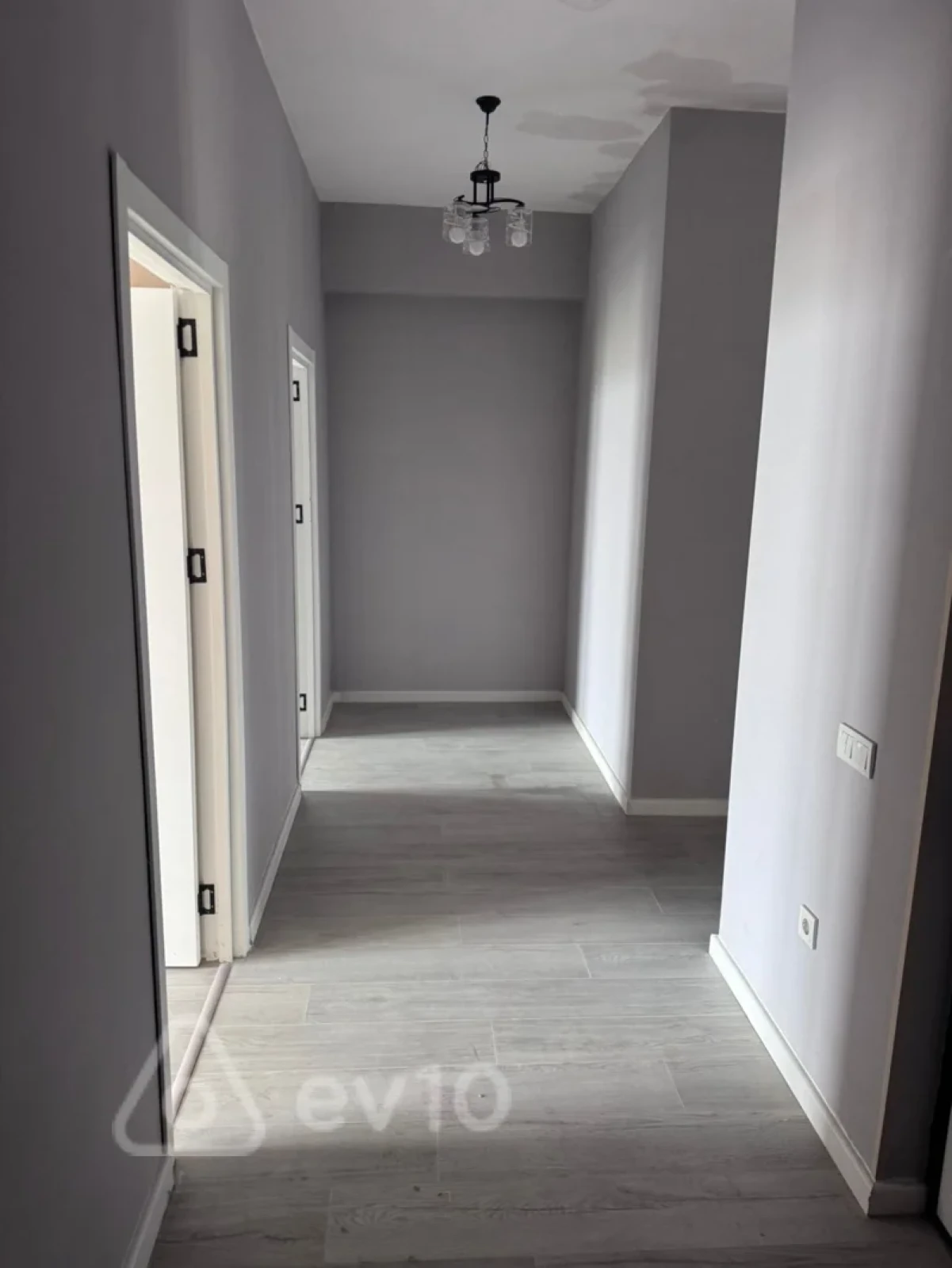 Kirayə verilir 3 otaqlı yeni tikili 101 m²