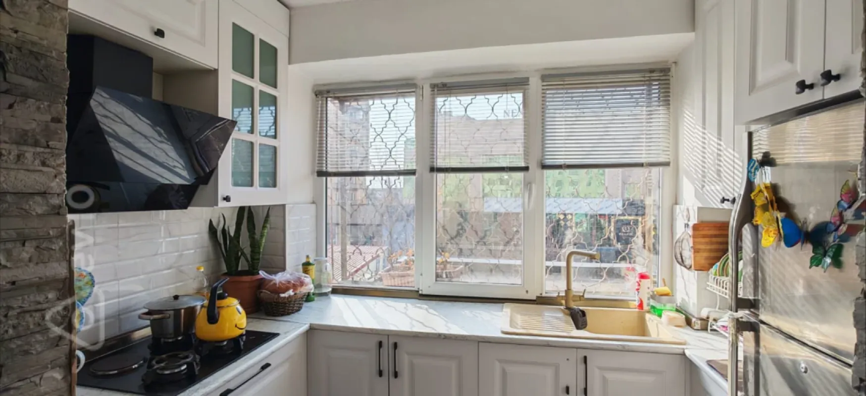 Satılır 3 otaqlı köhnə tikili 70 m²